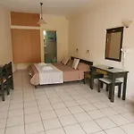 Apartahotel Zannis