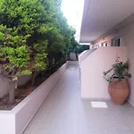 Zannis Apartahotel Rétino