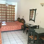 Zannis Apartahotel Rétino