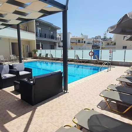 アパートホテル Zannis