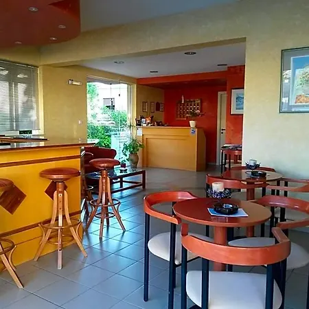 Aparthotel Zannis