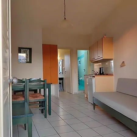Aparthotel Zannis