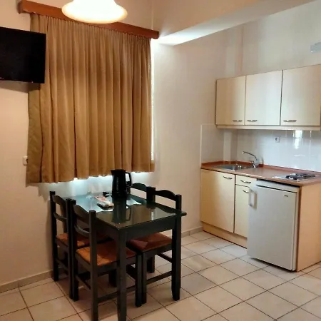 Zannis Apartahotel Rétino