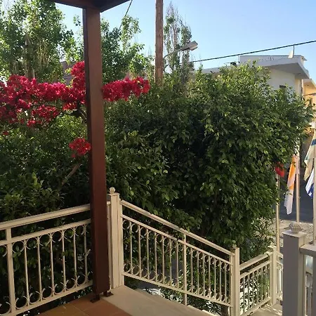 Zannis Ξενοδοχείο με διαμερίσματα 3*