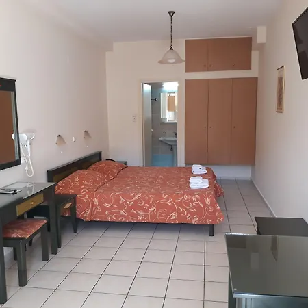 Apartahotel Zannis 3*