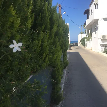 Zannis Apartahotel Rétino