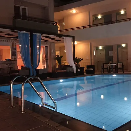 Zannis Apartahotel 3*