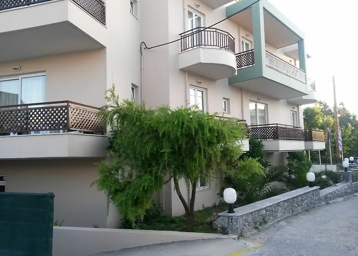 Zannis Apartahotel Rétino